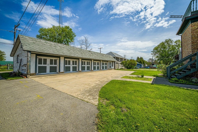 210 High, ORANGEVILLE, Illinois 61060, 7 Bedrooms Bedrooms, ,3 BathroomsBathrooms,House,For Sale,High,202605026