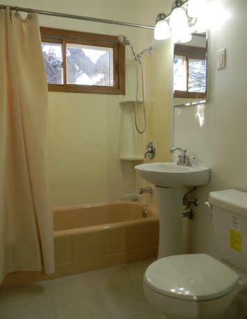 1824 Crestwood, ROCKFORD, Illinois 61103, 3 Bedrooms Bedrooms, ,1 BathroomBathrooms,House,For Sale,Crestwood,202605027