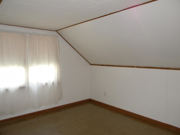 1824 Crestwood, ROCKFORD, Illinois 61103, 3 Bedrooms Bedrooms, ,1 BathroomBathrooms,House,For Sale,Crestwood,202605027