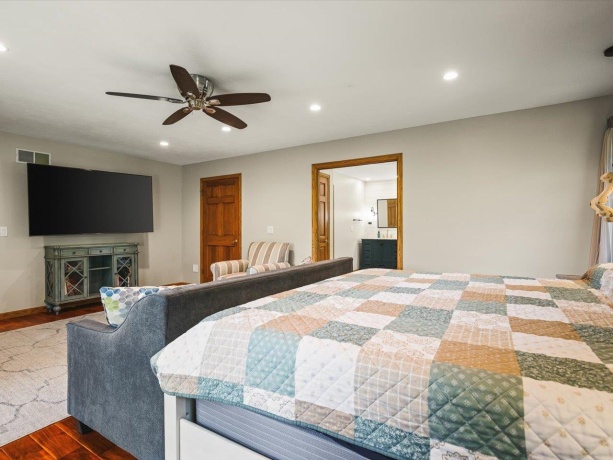 1494 Marberly, ROCKFORD, Illinois 61103, 5 Bedrooms Bedrooms, ,3 BathroomsBathrooms,House,For Sale,Marberly,202605029