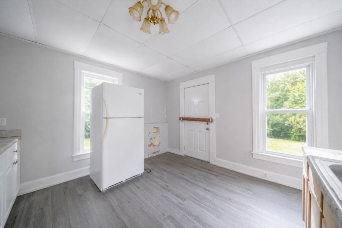 410 Albert, ROCKFORD, Illinois 61101, 4 Bedrooms Bedrooms, ,1 BathroomBathrooms,House,For Sale,Albert,202605030