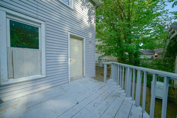 410 Albert, ROCKFORD, Illinois 61101, 4 Bedrooms Bedrooms, ,1 BathroomBathrooms,House,For Sale,Albert,202605030