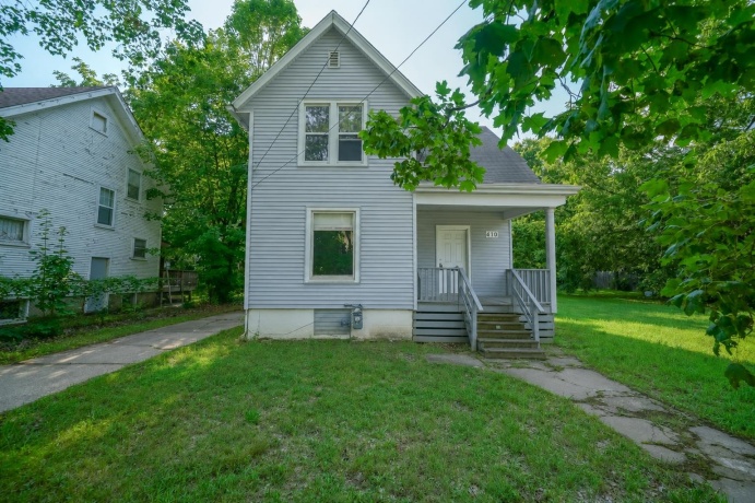 410 Albert, ROCKFORD, Illinois 61101, 4 Bedrooms Bedrooms, ,1 BathroomBathrooms,House,For Sale,Albert,202605030