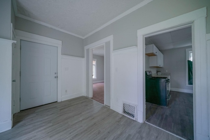 410 Albert, ROCKFORD, Illinois 61101, 4 Bedrooms Bedrooms, ,1 BathroomBathrooms,House,For Sale,Albert,202605030