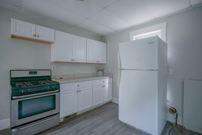 410 Albert, ROCKFORD, Illinois 61101, 4 Bedrooms Bedrooms, ,1 BathroomBathrooms,House,For Sale,Albert,202605030