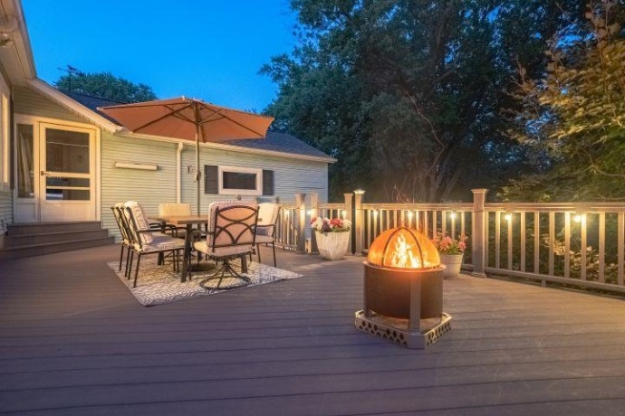 724 Third, DIXON, Illinois 61021, 4 Bedrooms Bedrooms, ,2 BathroomsBathrooms,House,For Sale,Third,202605031