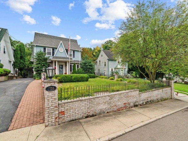 724 Third, DIXON, Illinois 61021, 4 Bedrooms Bedrooms, ,2 BathroomsBathrooms,House,For Sale,Third,202605031