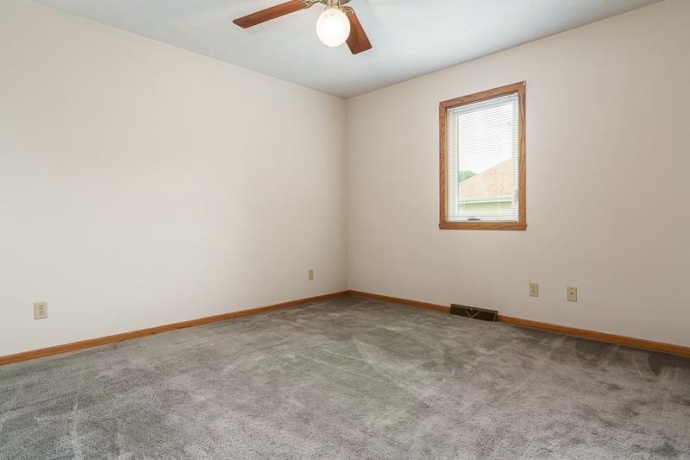 4996 Zenith, MACHESNEY PARK, Illinois 61115, 3 Bedrooms Bedrooms, ,3 BathroomsBathrooms,House,For Sale,Zenith,202605034