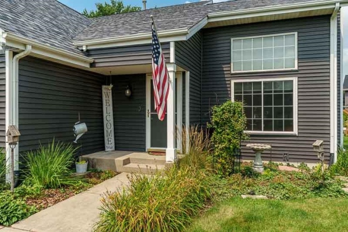 4996 Zenith, MACHESNEY PARK, Illinois 61115, 3 Bedrooms Bedrooms, ,3 BathroomsBathrooms,House,For Sale,Zenith,202605034