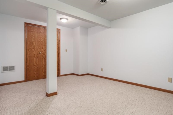 4996 Zenith, MACHESNEY PARK, Illinois 61115, 3 Bedrooms Bedrooms, ,3 BathroomsBathrooms,House,For Sale,Zenith,202605034