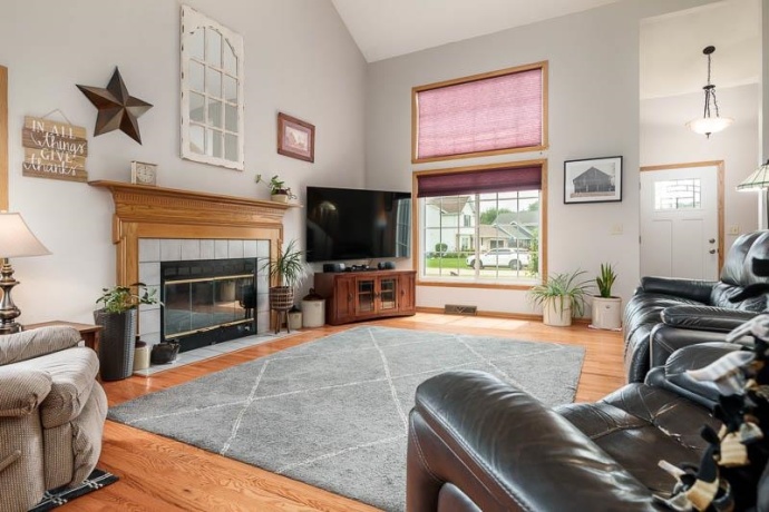 4996 Zenith, MACHESNEY PARK, Illinois 61115, 3 Bedrooms Bedrooms, ,3 BathroomsBathrooms,House,For Sale,Zenith,202605034