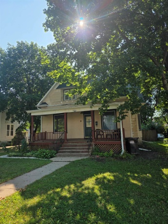 1118 High, FREEPORT, Illinois 61032, 6 Bedrooms Bedrooms, ,1 BathroomBathrooms,House,For Sale,High,202605036
