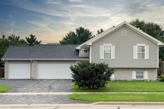 5900 Dusty, SOUTH BELOIT, Illinois 61080, 4 Bedrooms Bedrooms, ,2 BathroomsBathrooms,House,For Sale,Dusty,202605038