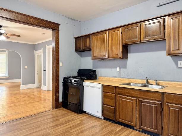 1341 CHARLES, ROCKFORD, Illinois 61104, ,2 Units,For Sale,CHARLES,202603420