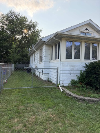 1526 Price, ROCKFORD, Illinois 61103, 2 Bedrooms Bedrooms, ,1 BathroomBathrooms,House,For Sale,Price,202605040