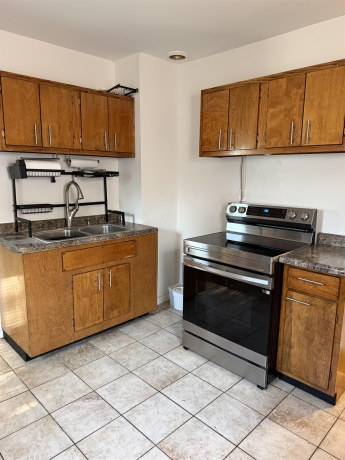 1526 Price, ROCKFORD, Illinois 61103, 2 Bedrooms Bedrooms, ,1 BathroomBathrooms,House,For Sale,Price,202605040