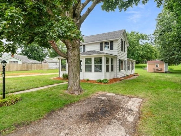 333 Front, BYRON, Illinois 61010, 2 Bedrooms Bedrooms, ,2 BathroomsBathrooms,House,For Sale,Front,202605041