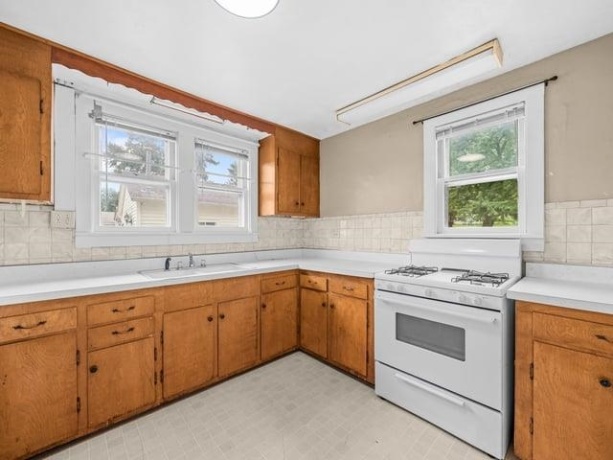 333 Front, BYRON, Illinois 61010, 2 Bedrooms Bedrooms, ,2 BathroomsBathrooms,House,For Sale,Front,202605041