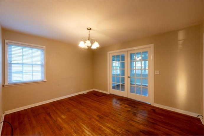 928 Woodland, ROCKFORD, Illinois 61108, 2 Bedrooms Bedrooms, ,1 BathroomBathrooms,House,For Sale,Woodland,202605042