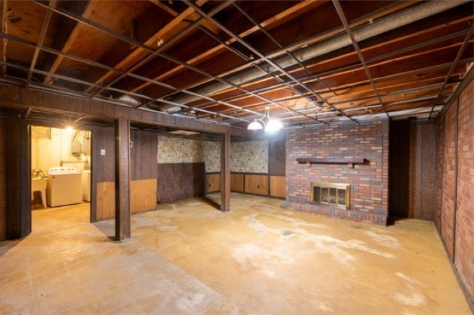 928 Woodland, ROCKFORD, Illinois 61108, 2 Bedrooms Bedrooms, ,1 BathroomBathrooms,House,For Sale,Woodland,202605042