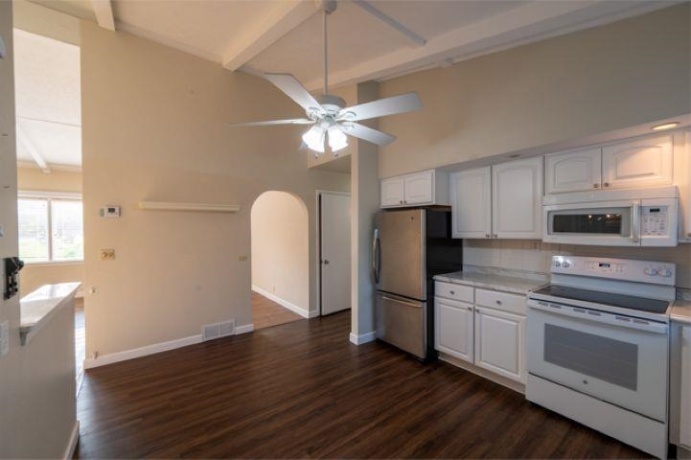 928 Woodland, ROCKFORD, Illinois 61108, 2 Bedrooms Bedrooms, ,1 BathroomBathrooms,House,For Sale,Woodland,202605042