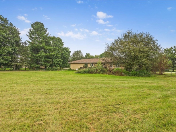 6581 Happy Acres, ROCKFORD, Illinois 61101, 3 Bedrooms Bedrooms, ,2 BathroomsBathrooms,House,For Sale,Happy Acres,202605044