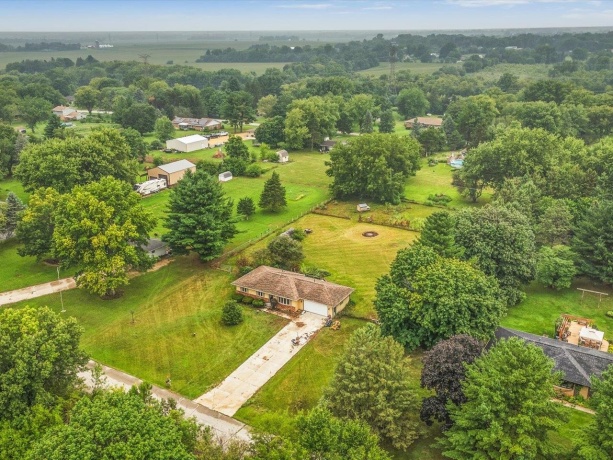 6581 Happy Acres, ROCKFORD, Illinois 61101, 3 Bedrooms Bedrooms, ,2 BathroomsBathrooms,House,For Sale,Happy Acres,202605044