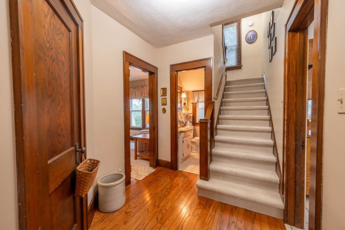 5 Lincoln, MOUNT MORRIS, Illinois 61054, 4 Bedrooms Bedrooms, ,1 BathroomBathrooms,House,For Sale,Lincoln,202605045