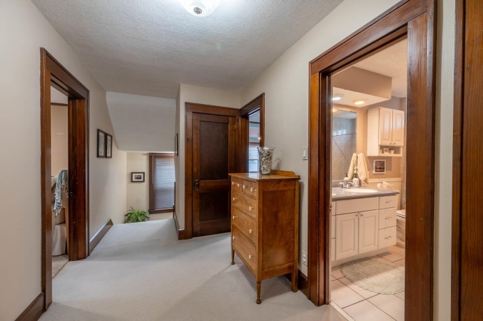 5 Lincoln, MOUNT MORRIS, Illinois 61054, 4 Bedrooms Bedrooms, ,1 BathroomBathrooms,House,For Sale,Lincoln,202605045