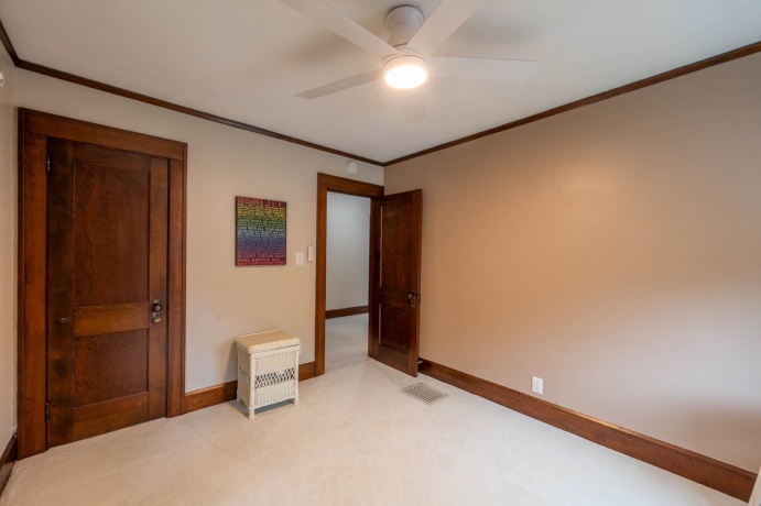 5 Lincoln, MOUNT MORRIS, Illinois 61054, 4 Bedrooms Bedrooms, ,1 BathroomBathrooms,House,For Sale,Lincoln,202605045