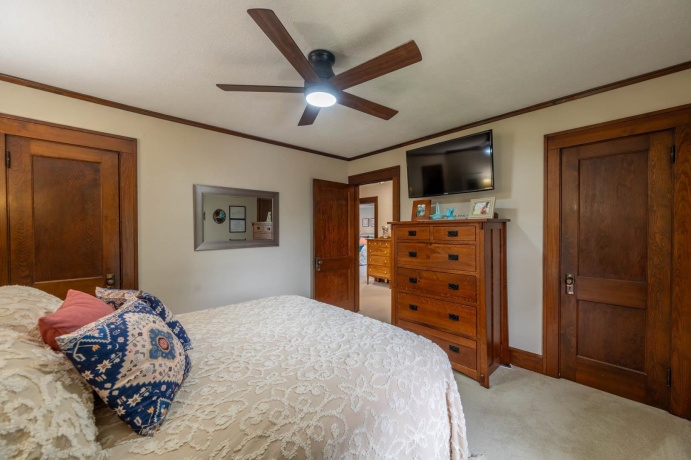 5 Lincoln, MOUNT MORRIS, Illinois 61054, 4 Bedrooms Bedrooms, ,1 BathroomBathrooms,House,For Sale,Lincoln,202605045