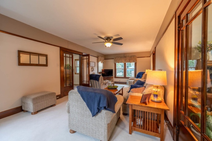 5 Lincoln, MOUNT MORRIS, Illinois 61054, 4 Bedrooms Bedrooms, ,1 BathroomBathrooms,House,For Sale,Lincoln,202605045