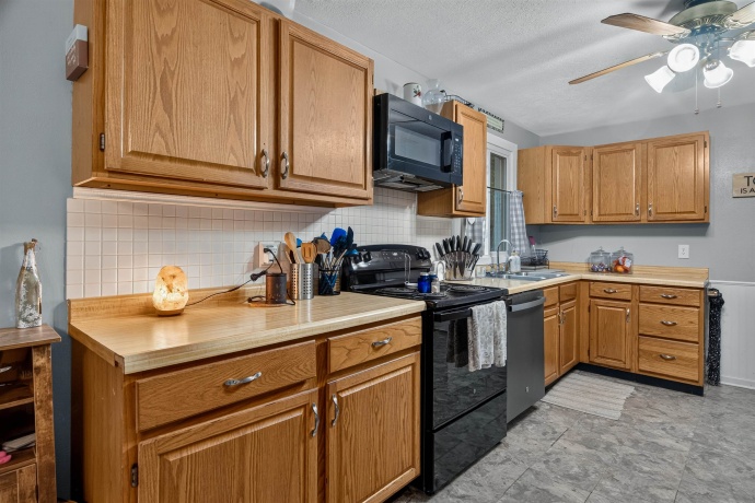 7407 ROGERS, MACHESNEY PARK, Illinois 61115, 2 Bedrooms Bedrooms, ,1 BathroomBathrooms,House,For Sale,ROGERS,202605046