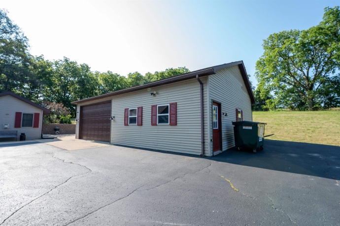 1101 Spring Creek, OREGON, Illinois 61061, 3 Bedrooms Bedrooms, ,2 BathroomsBathrooms,House,For Sale,Spring Creek,202605047