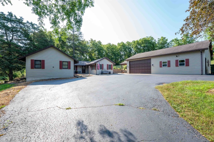 1101 Spring Creek, OREGON, Illinois 61061, 3 Bedrooms Bedrooms, ,2 BathroomsBathrooms,House,For Sale,Spring Creek,202605047