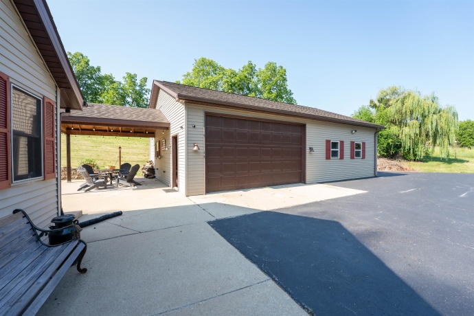 1101 Spring Creek, OREGON, Illinois 61061, 3 Bedrooms Bedrooms, ,2 BathroomsBathrooms,House,For Sale,Spring Creek,202605047