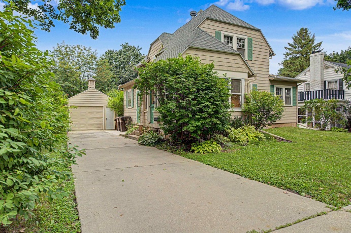 1540 Logan, FREEPORT, Illinois 61032, 3 Bedrooms Bedrooms, ,1 BathroomBathrooms,House,For Sale,Logan,202605048