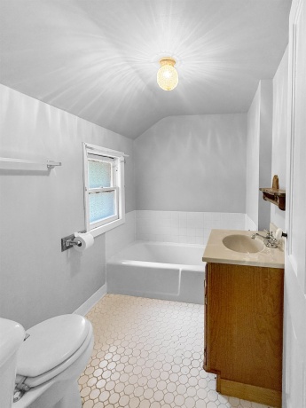 2313 4th, OREGON, Illinois 61061, 4 Bedrooms Bedrooms, ,3 BathroomsBathrooms,House,For Sale,4th,202605049