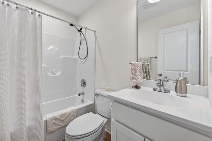 3764 Scarlet Oak, ROCKFORD, Illinois 61109, 3 Bedrooms Bedrooms, ,2 BathroomsBathrooms,House,For Sale,Scarlet Oak,202602914