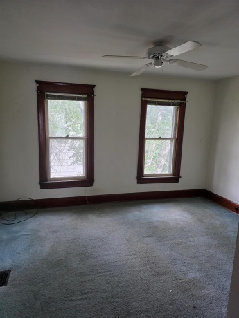 29 Jefferson, FREEPORT, Illinois 61032, 3 Bedrooms Bedrooms, ,1 BathroomBathrooms,House,For Sale,Jefferson,202604873