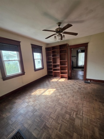 29 Jefferson, FREEPORT, Illinois 61032, 3 Bedrooms Bedrooms, ,1 BathroomBathrooms,House,For Sale,Jefferson,202604873