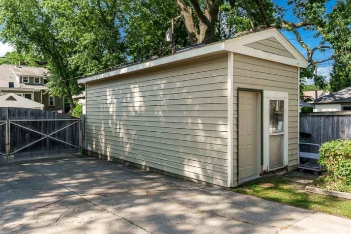 1518 Harlem, ROCKFORD, Illinois 61103, 4 Bedrooms Bedrooms, ,2 BathroomsBathrooms,House,For Sale,Harlem,202604047