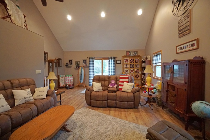 9002 Center, STOCKTON, Illinois 61085, 3 Bedrooms Bedrooms, ,1 BathroomBathrooms,House,For Sale,Center,202605050
