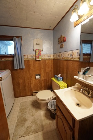 9002 Center, STOCKTON, Illinois 61085, 3 Bedrooms Bedrooms, ,1 BathroomBathrooms,House,For Sale,Center,202605050