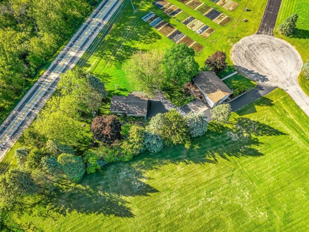 1659 Larchmont, LAKE SUMMERSET, Illinois 61019, 3 Bedrooms Bedrooms, ,2 BathroomsBathrooms,House,For Sale,Larchmont,202604664