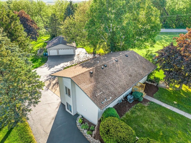 1659 Larchmont, LAKE SUMMERSET, Illinois 61019, 3 Bedrooms Bedrooms, ,2 BathroomsBathrooms,House,For Sale,Larchmont,202604664