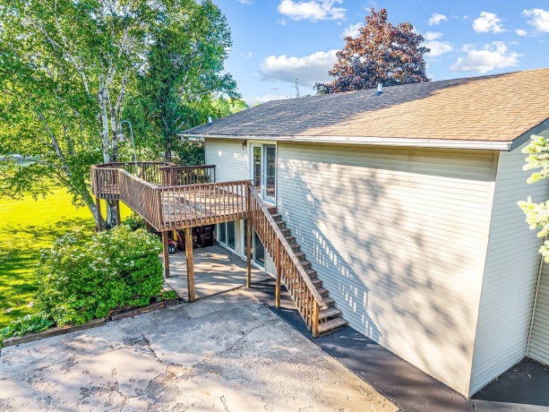 1659 Larchmont, LAKE SUMMERSET, Illinois 61019, 3 Bedrooms Bedrooms, ,2 BathroomsBathrooms,House,For Sale,Larchmont,202604664