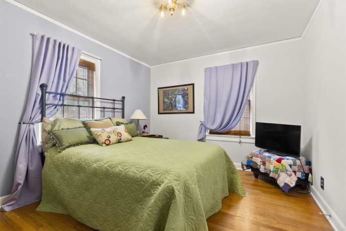 221 HIGHLAND, ROCKFORD, Illinois 61107, 3 Bedrooms Bedrooms, ,1 BathroomBathrooms,House,For Sale,HIGHLAND,202605065