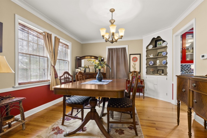 221 HIGHLAND, ROCKFORD, Illinois 61107, 3 Bedrooms Bedrooms, ,1 BathroomBathrooms,House,For Sale,HIGHLAND,202605065