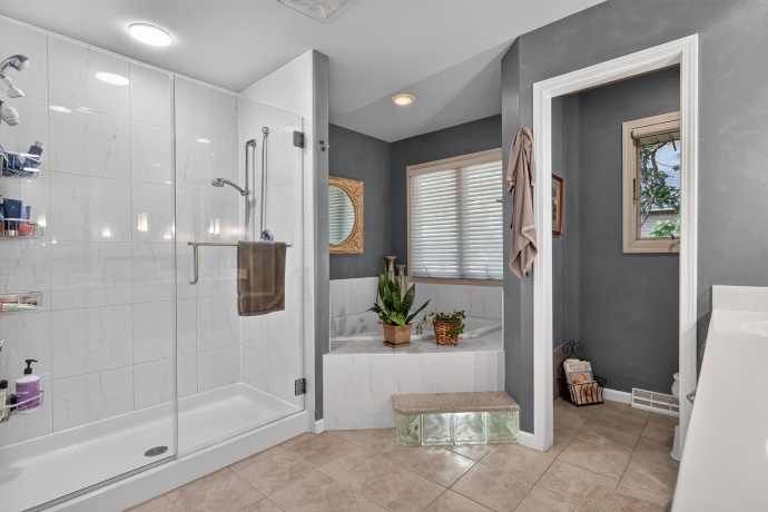 5398 Lakecrest, CALEDONIA, Illinois 61011, 4 Bedrooms Bedrooms, ,3 BathroomsBathrooms,House,For Sale,Lakecrest,202605066